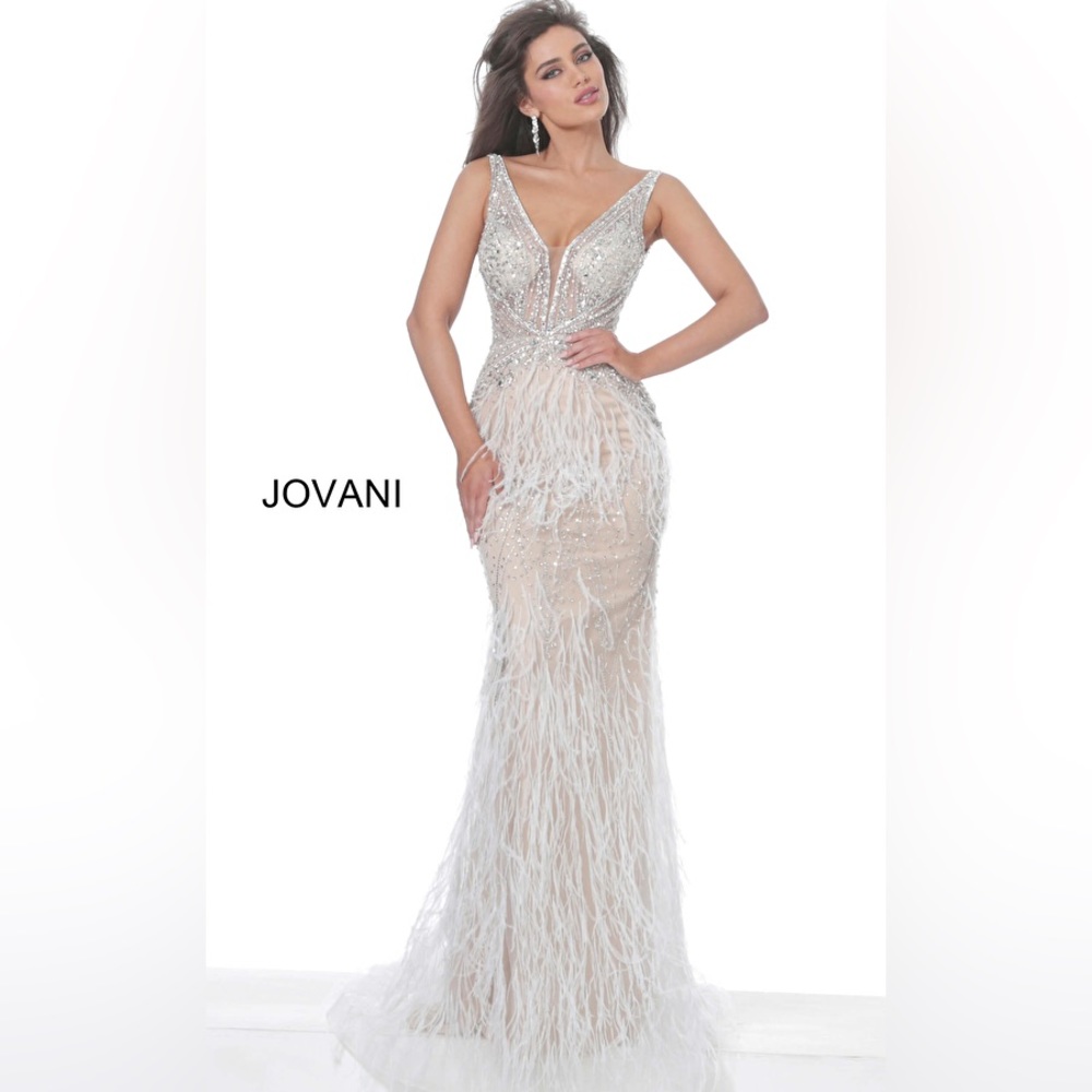 Jovani Feather Dress Ivory worn once gently dressed you will be in love